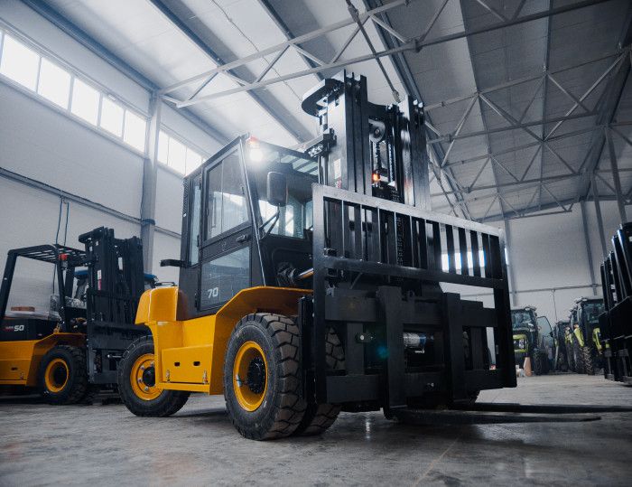 Дизельный вилочный погрузчик ZAUBERG DB70 #2