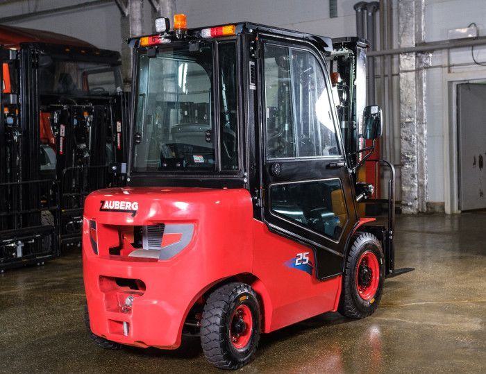 Бензиновый вилочный погрузчик ZAUBERG GB25 #5