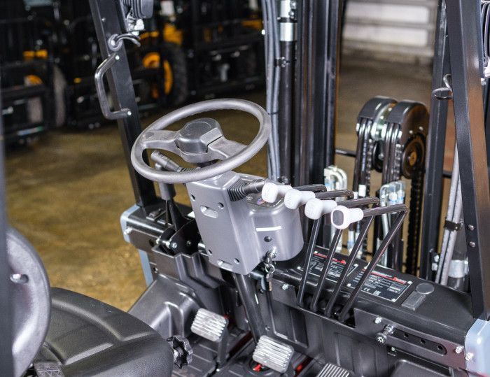 Бензиновый вилочный погрузчик ZAUBERG GB20 #6