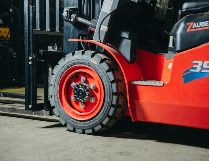 Бензиновый вилочный погрузчик ZAUBERG GB35 #3