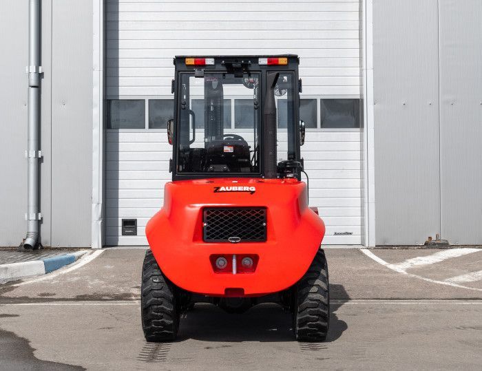 Дизельный вилочный погрузчик ZAUBERG DNN35-X 4WD #3