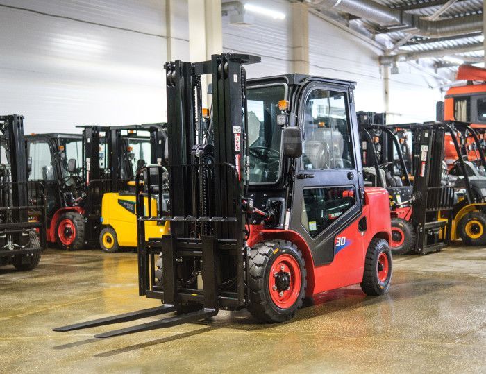 Бензиновый вилочный погрузчик ZAUBERG GB30 #2