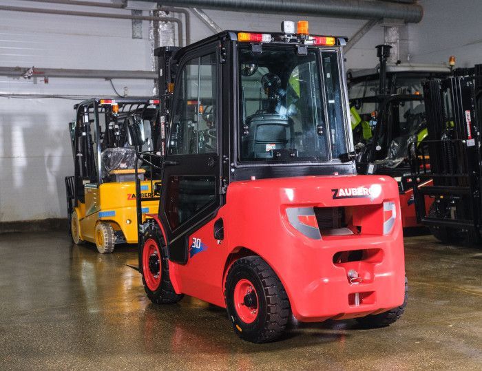 Бензиновый вилочный погрузчик ZAUBERG GB30 #3