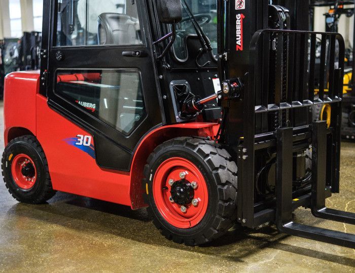 Бензиновый вилочный погрузчик ZAUBERG GB30 #4