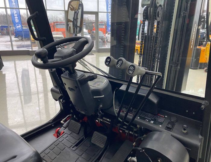 Дизельный вилочный погрузчик ZAUBERG DB18 X #5