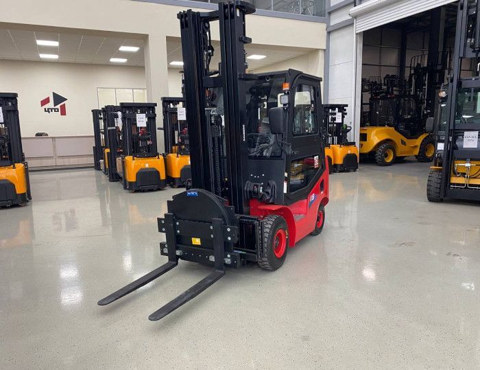 Дизельный вилочный погрузчик ZAUBERG DB18 X #1