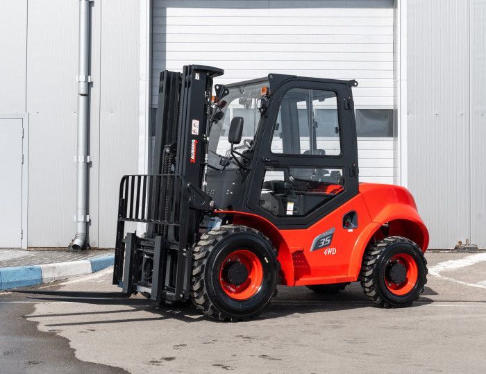 Дизельный вилочный погрузчик ZAUBERG DNN35-X 4WD #1