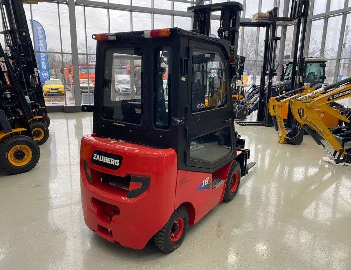 Дизельный вилочный погрузчик ZAUBERG DB18 X #3